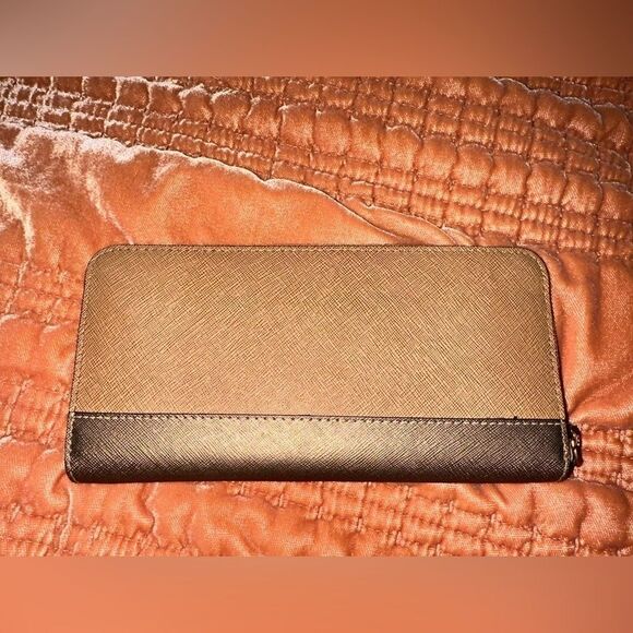 Calvin Klein Stefano, Continental  zip wallet, new without tags - Picture 2 of 6